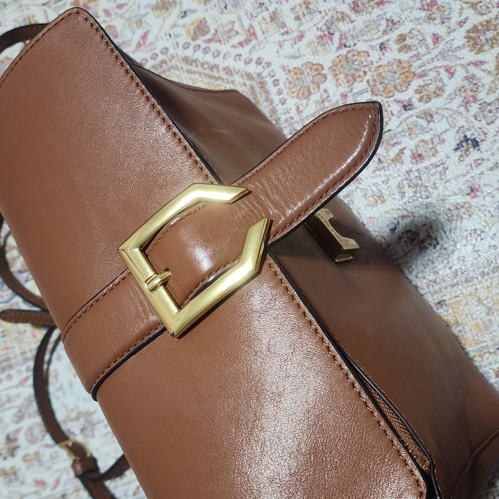 Cole Haan Elegant Brown Leather Handbag